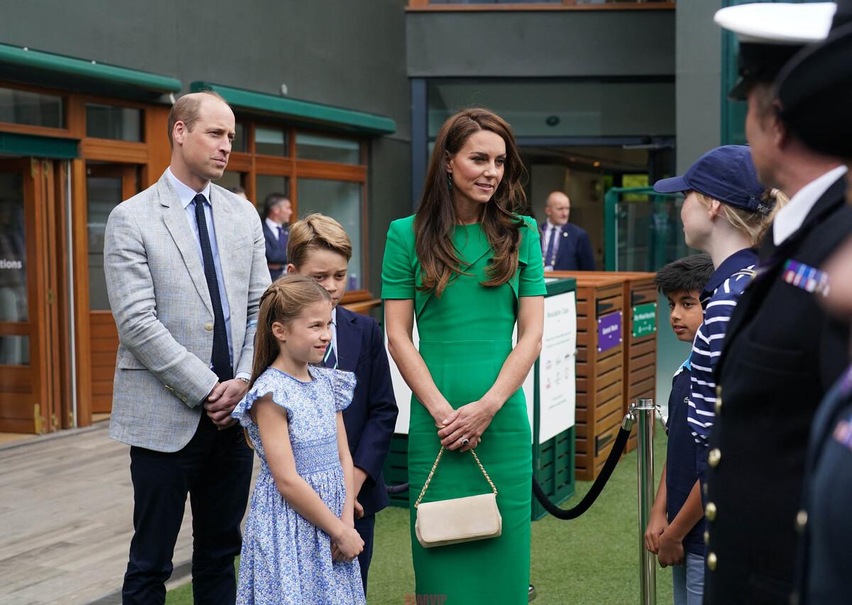 « Kate Middleton à Wimbledon : une robe verte signée Roland Mouret »