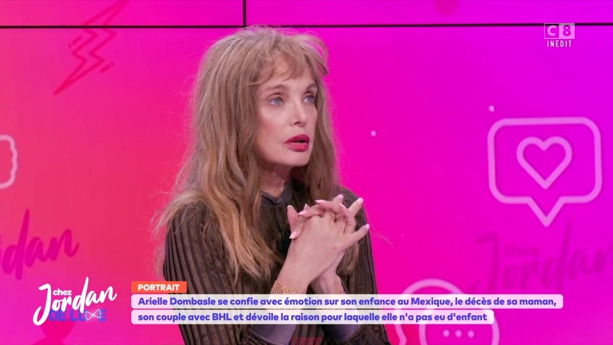 Arielle Dombasle brise le silence sur les rumeurs de chirurgie esthétique – Closer