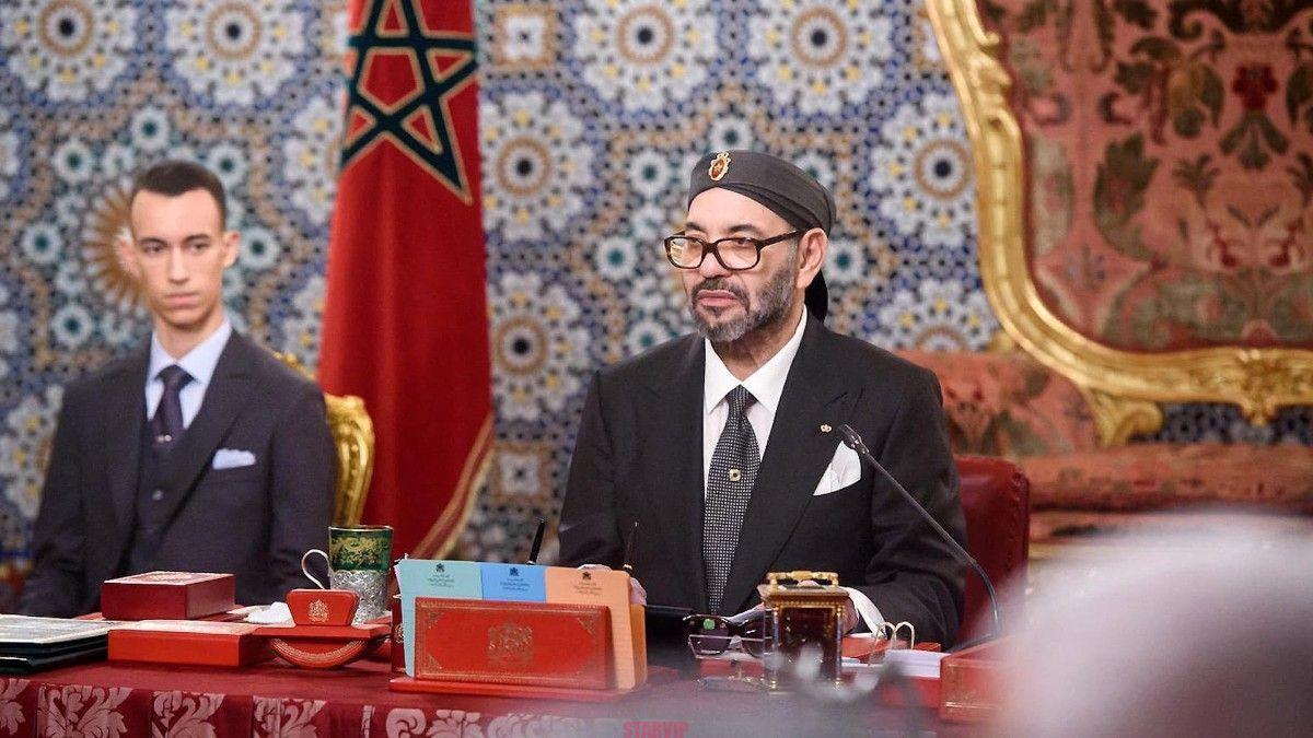 Événement exceptionnel : Mohammed VI du Maroc fait un don de sang après Jamel Debbouze : images inédites du roi !