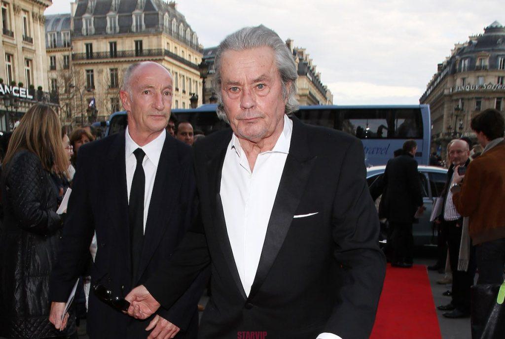 Alain Delon une décision radicale qui pourrait tout changer ! ‣ StarVIP