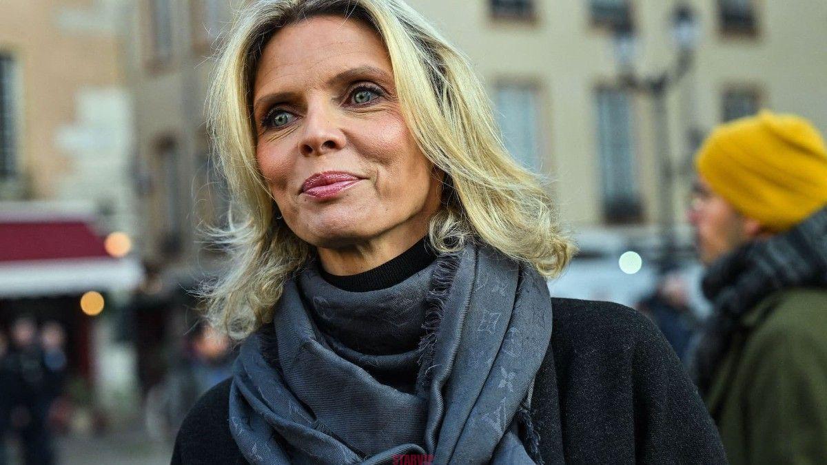 Elodie Gossuin se confie sur sa relation tendue avec Sylvie Tellier : « Je me suis sentie exclue de la famille Miss France »