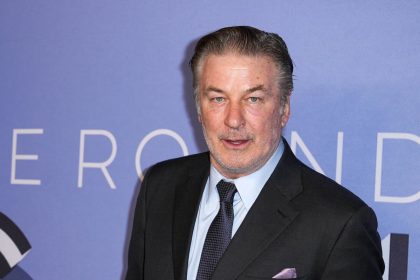 Affaire Alec Baldwin : Les révélations choquantes des procureurs sur le tir mortel