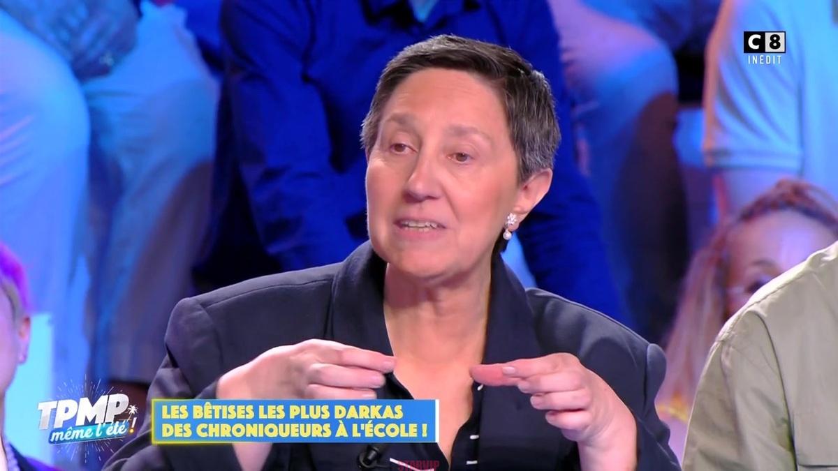 Le piège coquin de Danielle Moreau : crac-crac dans le placard !